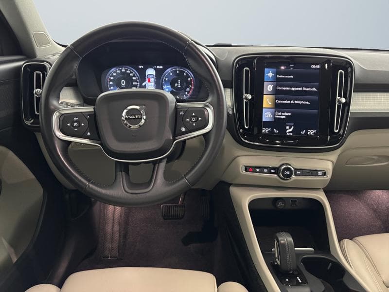 Volvo XC40 1.5 T3 Inscripiton Geartronic 5d 120kW - 12