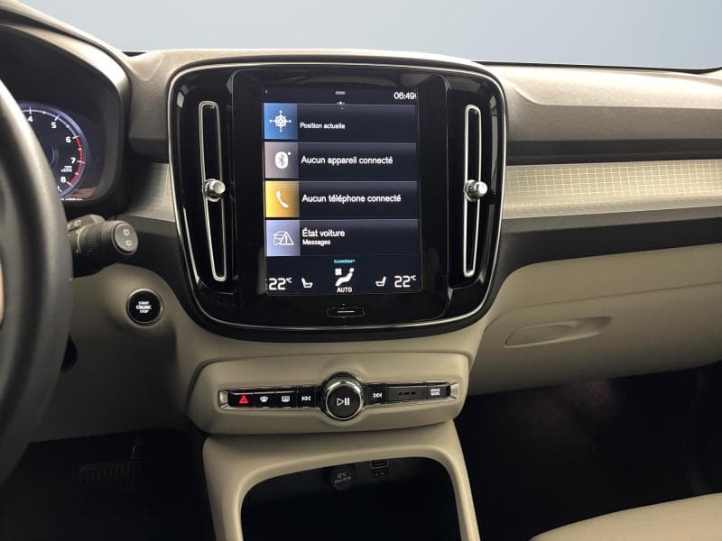 Volvo XC40 1.5 T3 Inscripiton Geartronic 5d 120kW - 15