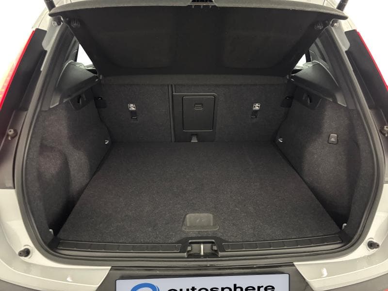 Volvo XC40 1.5 T3 Inscripiton Geartronic 5d 120kW - 17