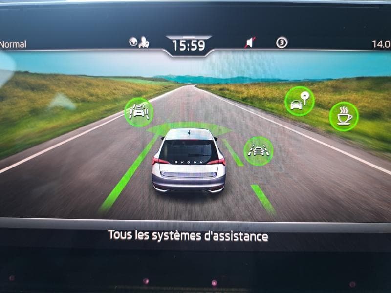 Skoda Scala Family | 1.0 TSI 115cv | Carplay | Camera | GPS | Led Matrix - 23