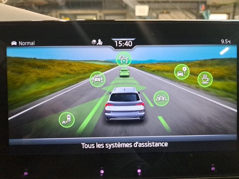 Skoda Kamiq Monte Carlo | 1.0 TSI 115cv | Carplay | Camera | Toit ouvrant pano | GPS - 23