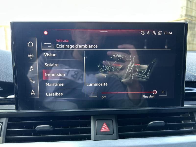 Audi A5 S-Line | 2.0 TFSI 150 CV | Carplay | Toit ouvrant et pano | Camera | GPS - 24