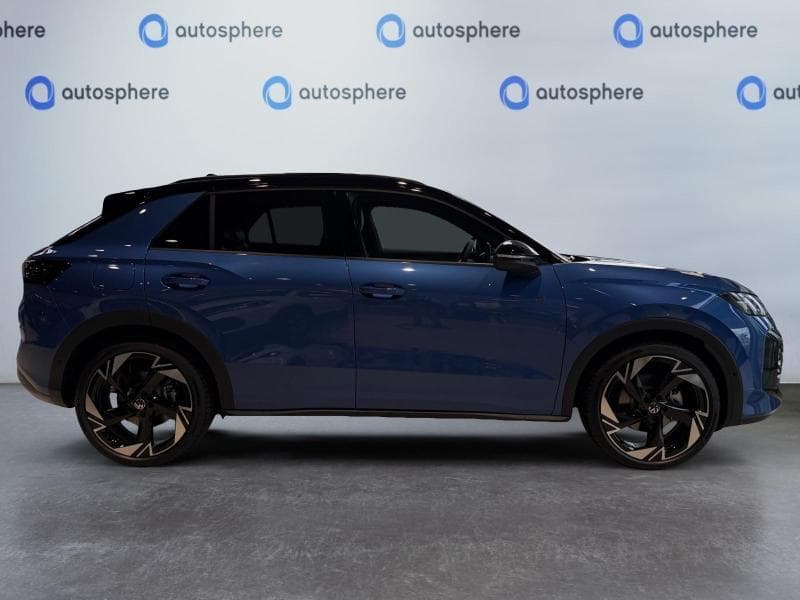 Volkswagen T-Roc R-Line int et ext | 1.5 TSI 150 CV | Boite auto | Phares Matrix | Camera 360 | Sieges av et volant chauffants | + kit hiver | kms evolutifs - 2