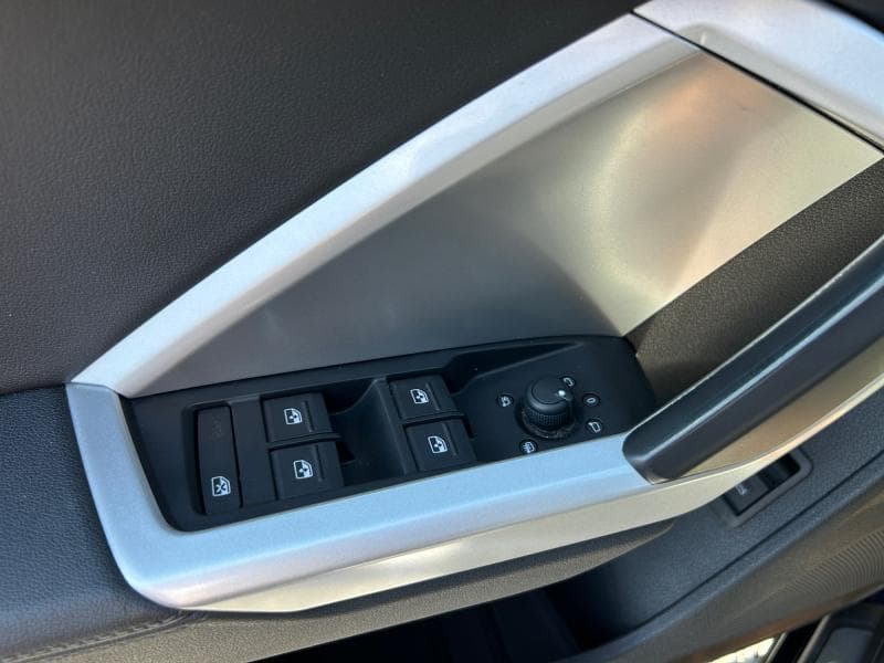 Audi Q3 Sportback | 1.5 TSI 150cv | S-line | Caméra360 | Carplay | Sièges Av chauffants - 28
