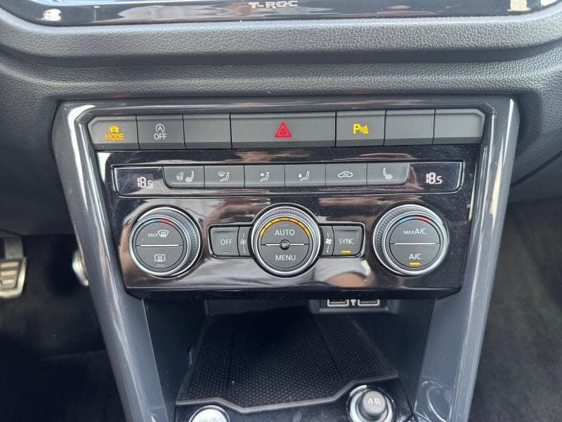 Volkswagen T-Roc Sport | 1.5 TSI 150cv | Carplay | Caméra | Toit ouvrant | GPS - 23