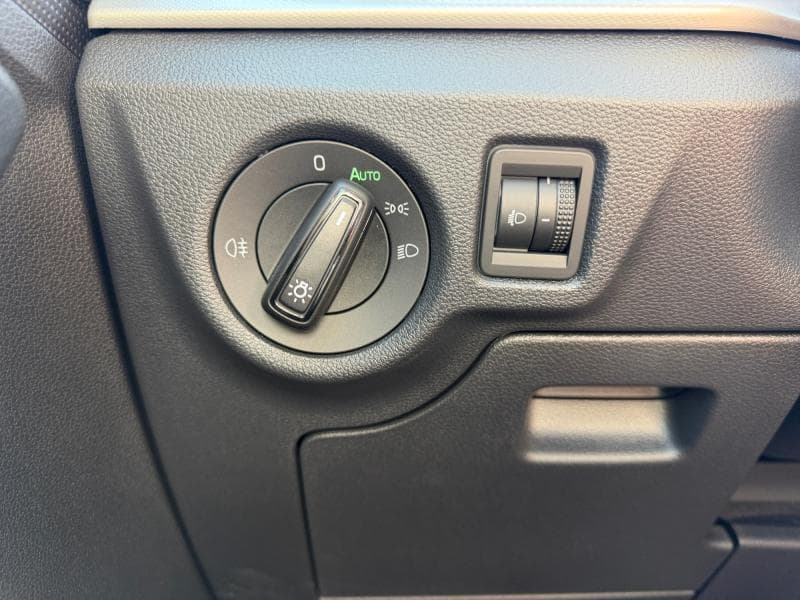 Skoda Kamiq Ambition | 1.0 TSI 95cv | Attelage | Carplay | Caméra | Sièges Av chauffants - 27