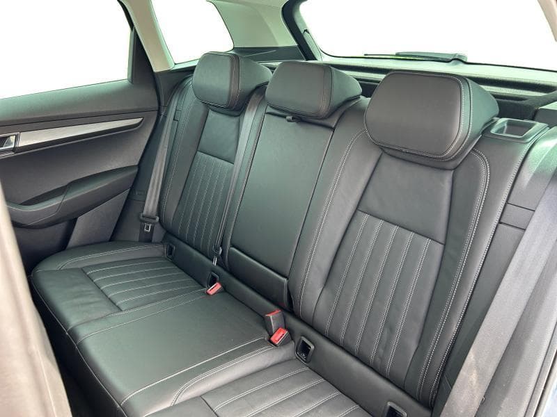 Skoda Karoq Style| 1.5 TSI 150Cv | Attelage | Caméra | Toit pano | Sièges Av chauffants - 12