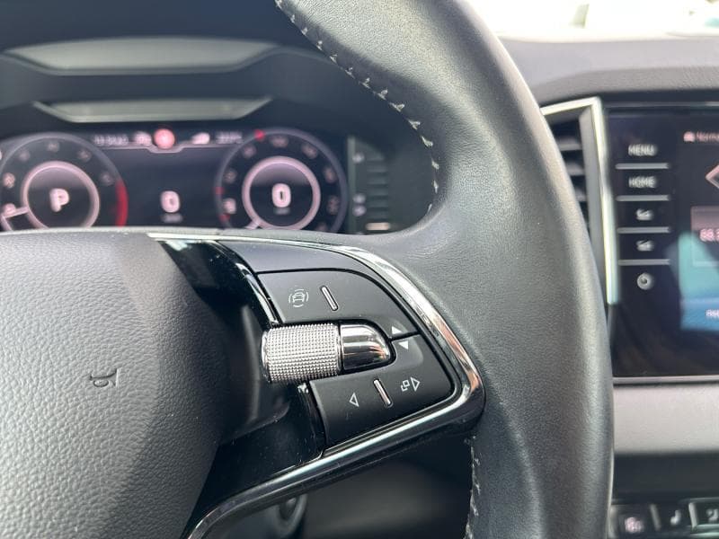 Skoda Karoq Style| 1.5 TSI 150Cv | Attelage | Caméra | Toit pano | Sièges Av chauffants - 25
