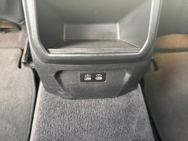 BMW Serie 1 118 Pack M | 1.5 essence 140 cv | Clim auto | carplay | attache | capteur de recul - 26