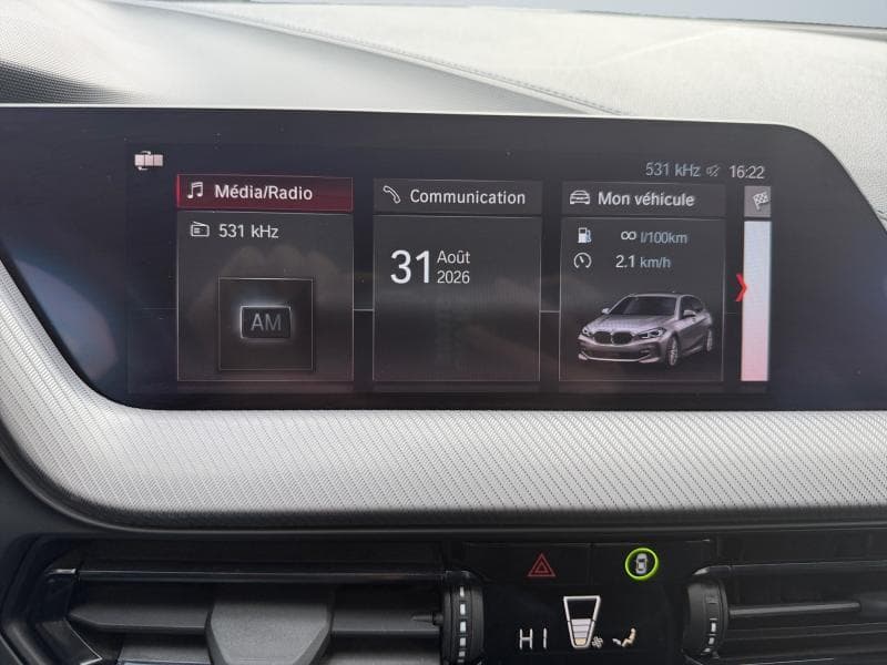 BMW Serie 1 118 Pack M | 1.5 essence 140 cv | Clim auto | carplay | attache | capteur de recul - 13