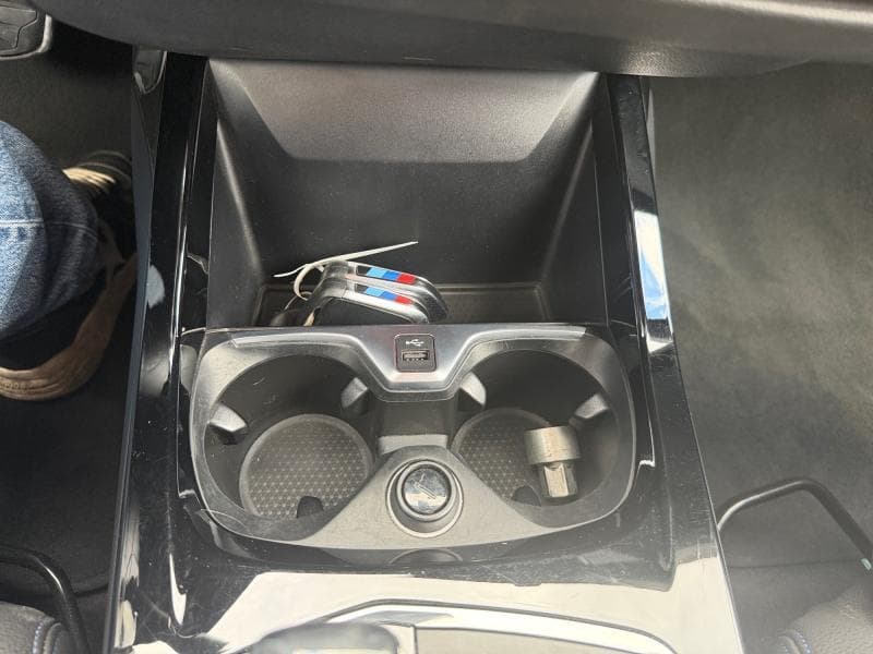 BMW Serie 1 118 Pack M | 1.5 essence 140 cv | Clim auto | carplay | attache | capteur de recul - 21