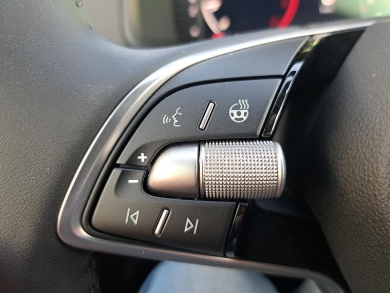 Skoda Karoq Family | 1.0 TSI 115cv | Carplay | Camera | Attelage | Virtual Cockpit - 16