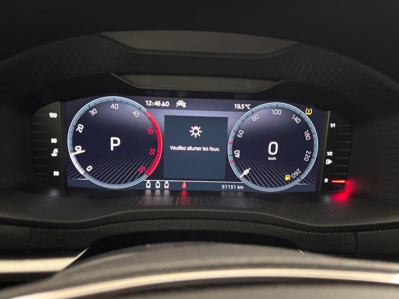 Skoda Karoq Ambition | 2.0 TDI 116cv | Carplay | Caméra | GPS | Sièges Av chauffants - 14