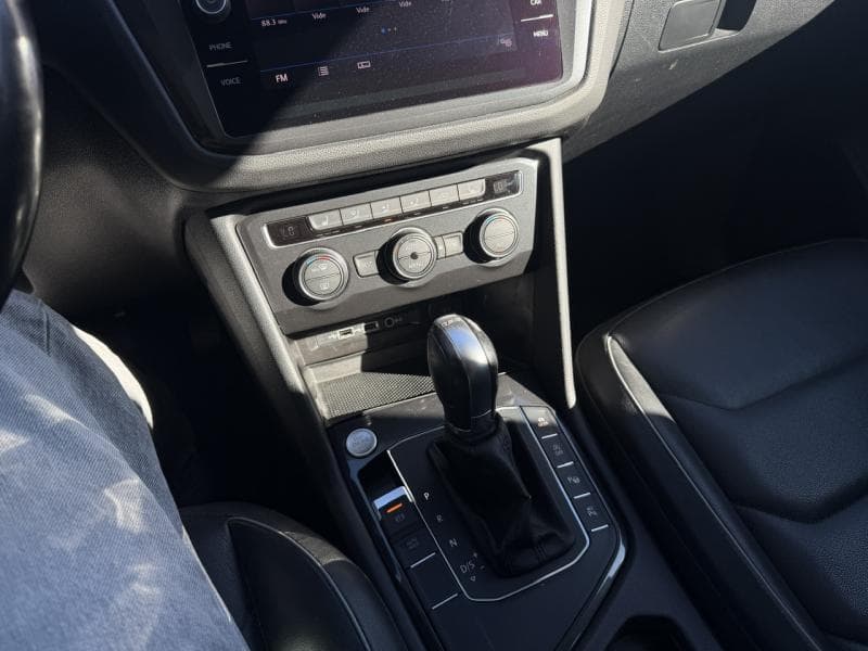 Volkswagen Tiguan R-Line | 2.0 TDI 150cv | Carplay | Toit ouvrant | Caméra360 | Sièges Av chauffants - 22