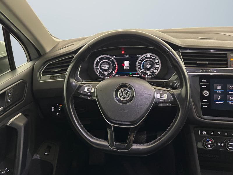 Volkswagen Tiguan R-Line | 2.0 TDI 150cv | Carplay | Toit ouvrant | Caméra360 | Sièges Av chauffants - 13
