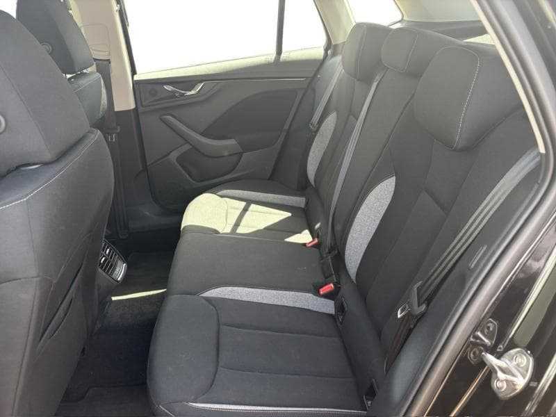 Skoda Kamiq Family | 1.0 TSI 116cv | Carplay | Caméra | Attelage | Sièges Av chauffants - 25