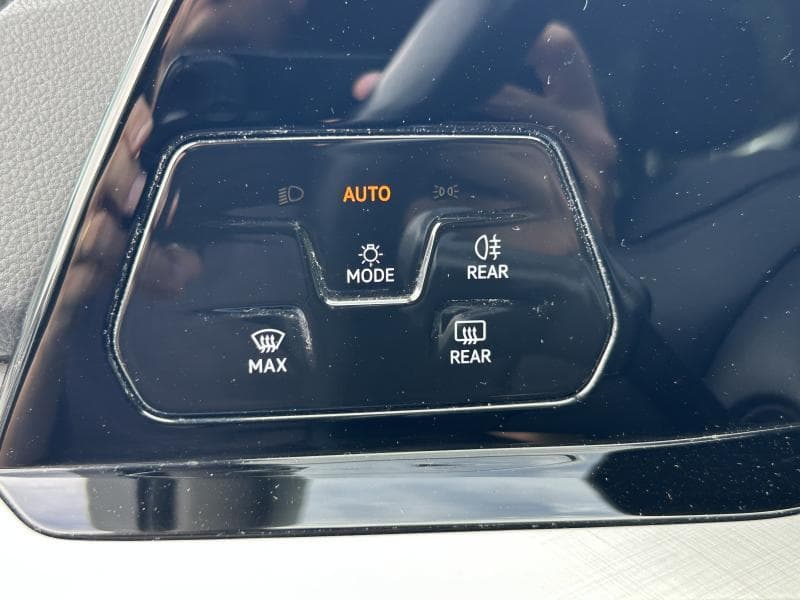 Volkswagen Golf Life | 2.0 TDI 116 CV | Carplay | Camera | GPS | Sieges av et volant chauffants - 33