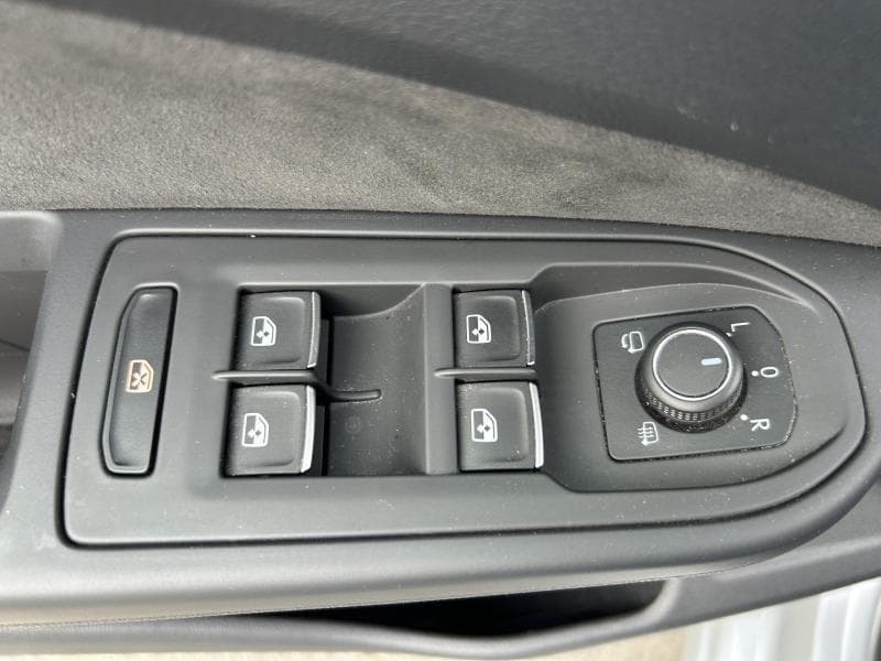 Volkswagen Golf Life | 2.0 TDI 116 CV | Carplay | Camera | GPS | Sieges av et volant chauffants - 32