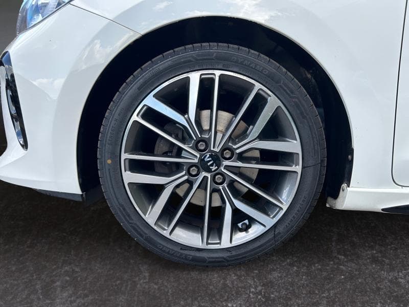 Kia Rio GT line | 1.0 T-GDi 99 CV | Camera | GPS | Toit ouvrant et pano | Sieges av et volant chauffants - 12