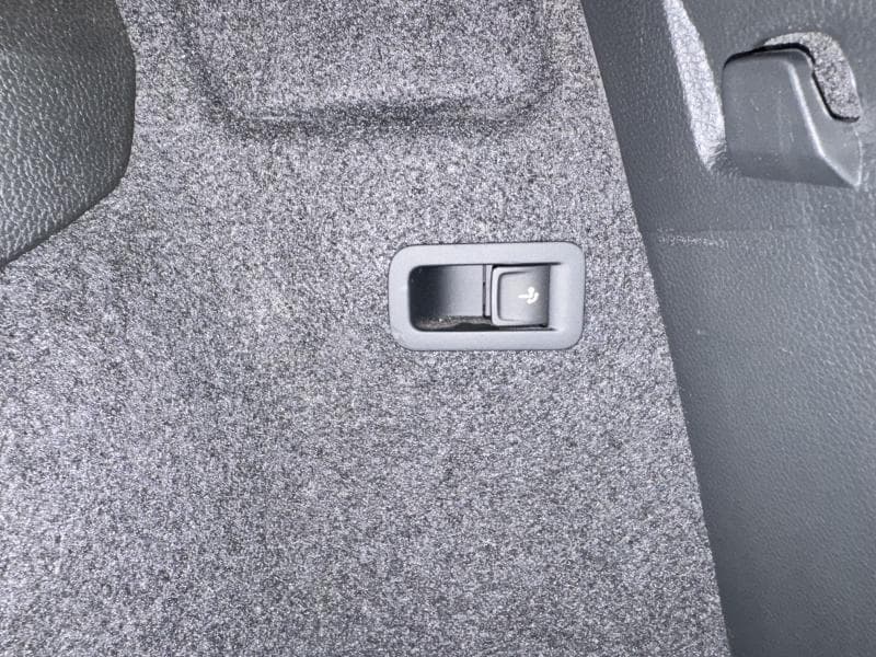 Skoda Karoq Sportline | 1.5 TSI 150CV | GPS | Attelage | Carplay | Capteurs Av & Arr - 32
