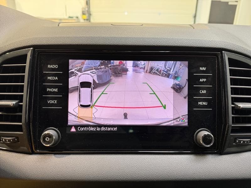 Skoda Karoq Sportline | 1.5 TSI 150CV | GPS | Attelage | Carplay | Capteurs Av & Arr - 26