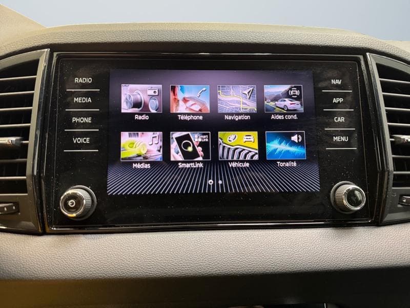 Skoda Karoq Sportline | 1.5 TSI 150CV | GPS | Attelage | Carplay | Capteurs Av & Arr - 22