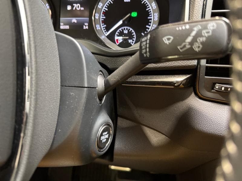 Skoda Karoq Sportline | 1.5 TSI 150CV | GPS | Attelage | Carplay | Capteurs Av & Arr - 21