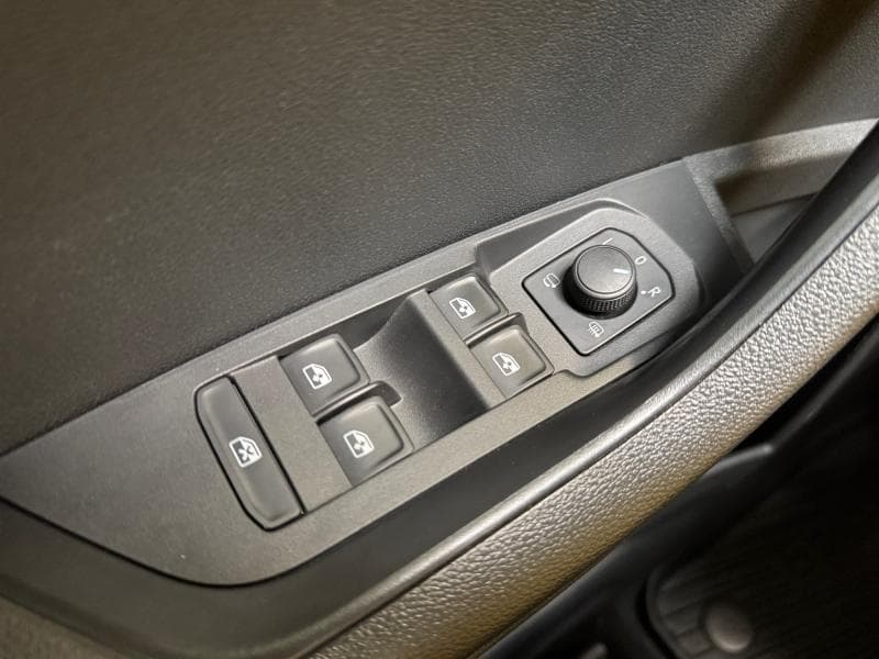 Skoda Karoq Sportline | 1.5 TSI 150CV | GPS | Attelage | Carplay | Capteurs Av & Arr - 13