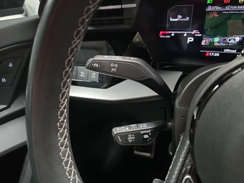 Audi A3 S-Line | 2.0 TDI 150cv | Carplay | Caméra | Attelage | Sièges Av chauffants - 14