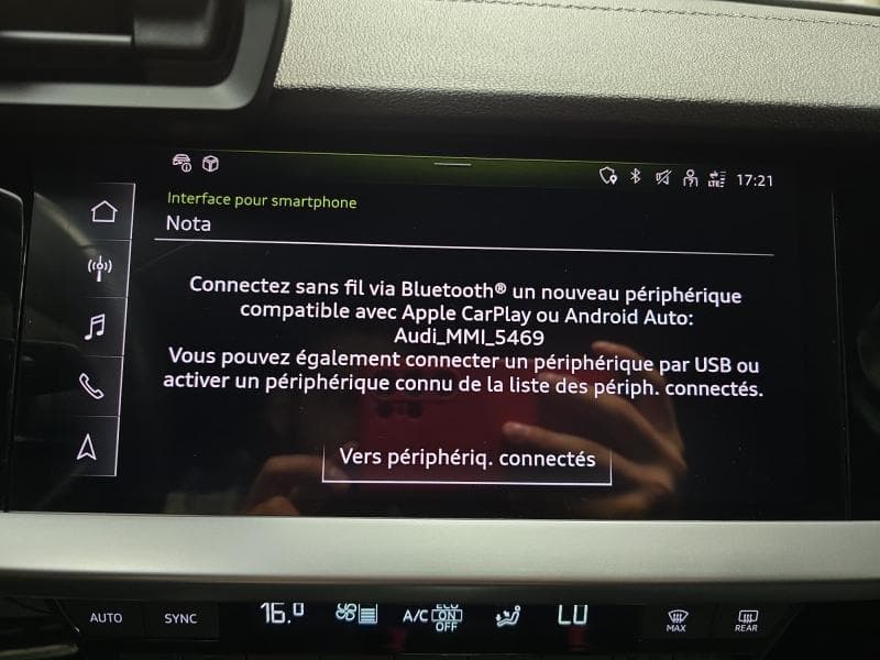 Audi A3 S-Line | 2.0 TDI 150cv | Carplay | Caméra | Attelage | Sièges Av chauffants - 21