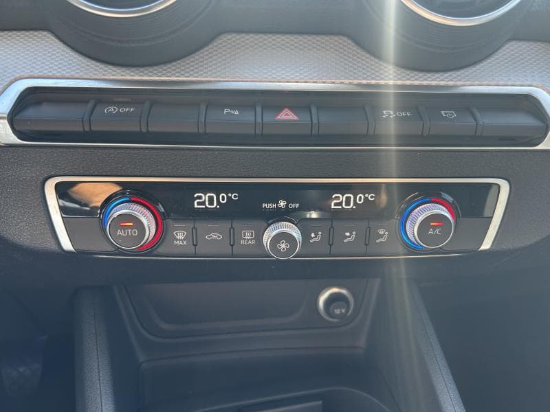 Audi Q2 1.0 TFSI 116 CV | Camera | Capteurs av et arr | Cruise control | Clim auto - 17