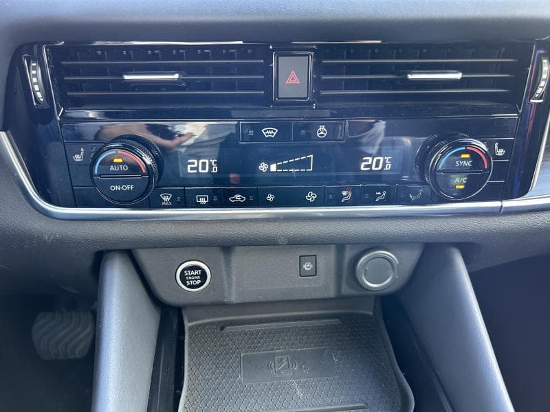 Nissan Qashqai Tekna | 1.3 DIG-T 158 CV | Camera 360 | GPS | Sieges av chauffants | Toit pano - 20