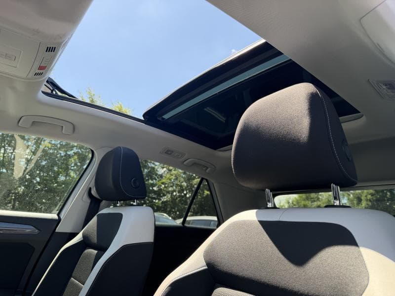 Volkswagen T-Roc Sport | Boite auto | Carplay | Toit ouvrant | Caméra | Capteurs Av/Ar | Sièges Av chauffants | Clim auto - 25
