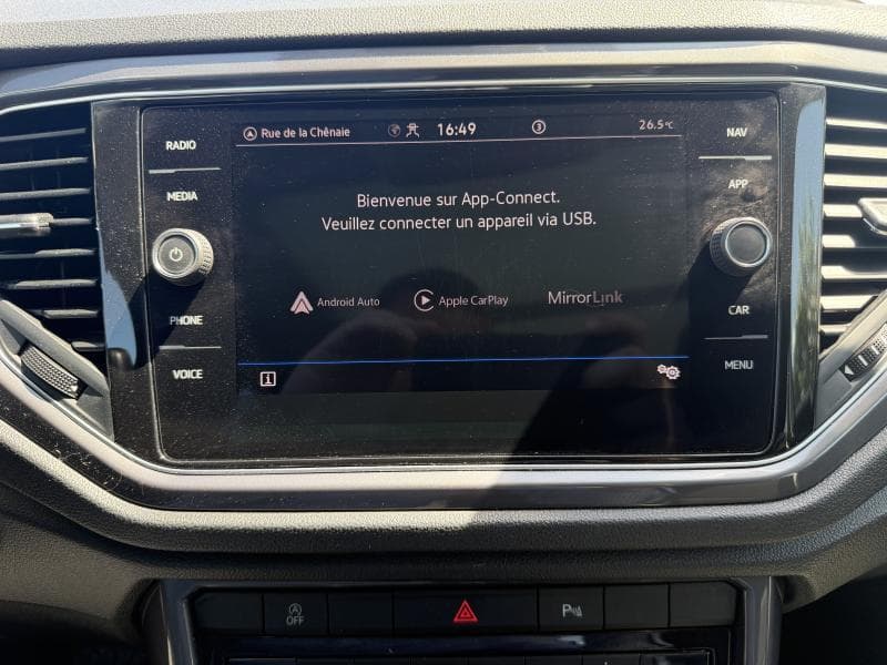 Volkswagen T-Roc Sport | Boite auto | Carplay | Toit ouvrant | Caméra | Capteurs Av/Ar | Sièges Av chauffants | Clim auto - 22