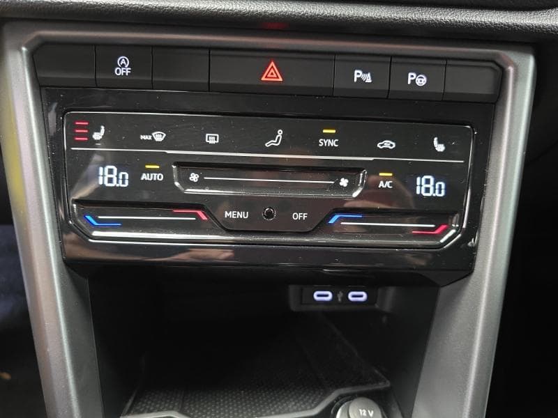 Volkswagen T-Roc Life | 1.0 TSI 110cv | Carplay | Caméra | GPS | Sièges Av chauffants - 25