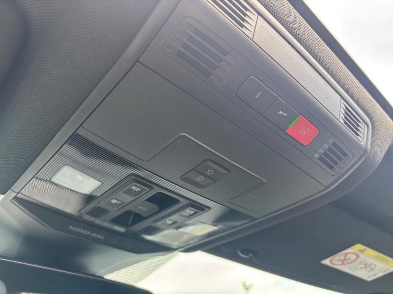 Volkswagen T-Roc Style | 1.0 TSI 110cv | Carplay | Caméra | Toit ouvrant | GPS - 21