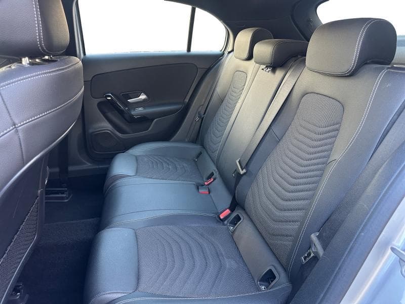 Mercedes-Benz A 180 1.3T 136cv | Caméra | GPS | Attelage | Capteurs Av+Ar - 15