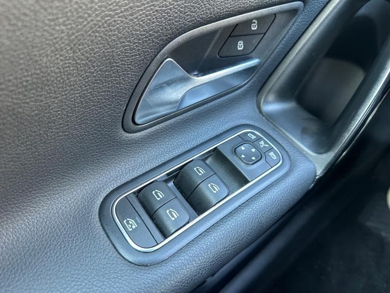 Mercedes-Benz A 180 1.3T 136cv | Caméra | GPS | Attelage | Capteurs Av+Ar - 25