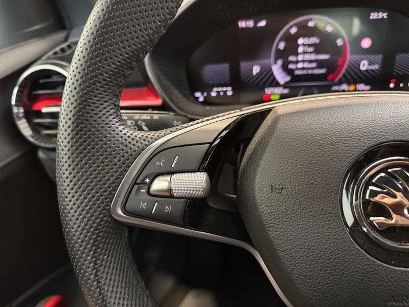 Skoda Fabia Monte Carlo | 1.0 Tsi 116cv | Carplay | Caméra | Bluetooth | Capteurs Av & Arr - 17