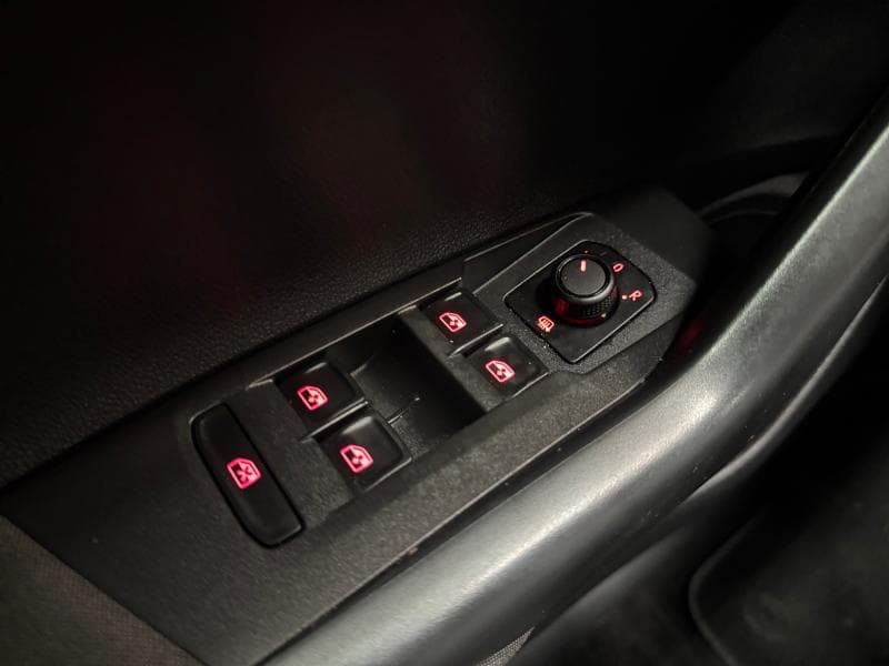 Volkswagen Polo Trendline | 1.0 Mpi 80cv | Bluetooth | Carplay | Clim | Capteurs Av & Arr - 13