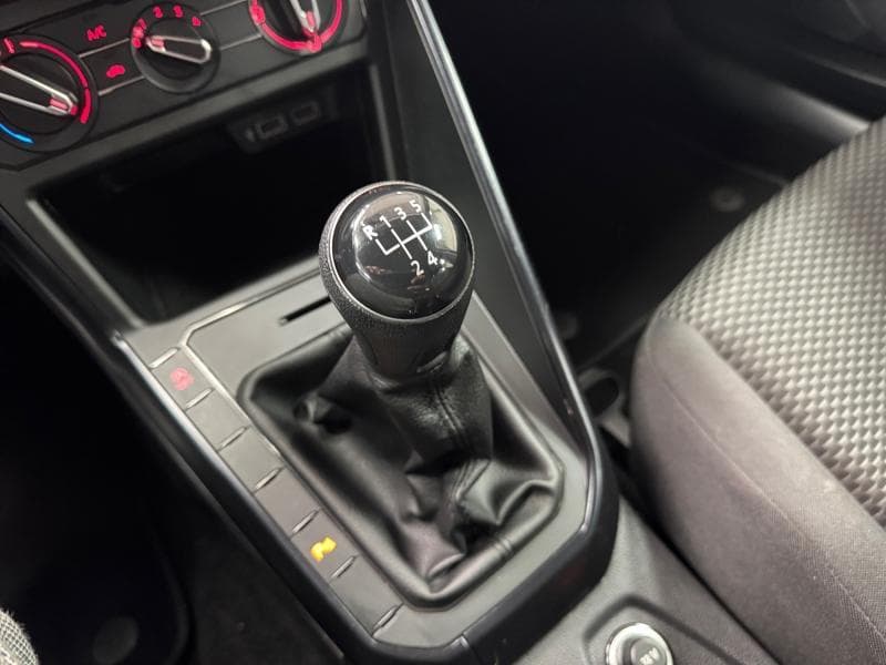 Volkswagen Polo Trendline | 1.0 Mpi 80cv | Bluetooth | Carplay | Clim | Capteurs Av & Arr - 25