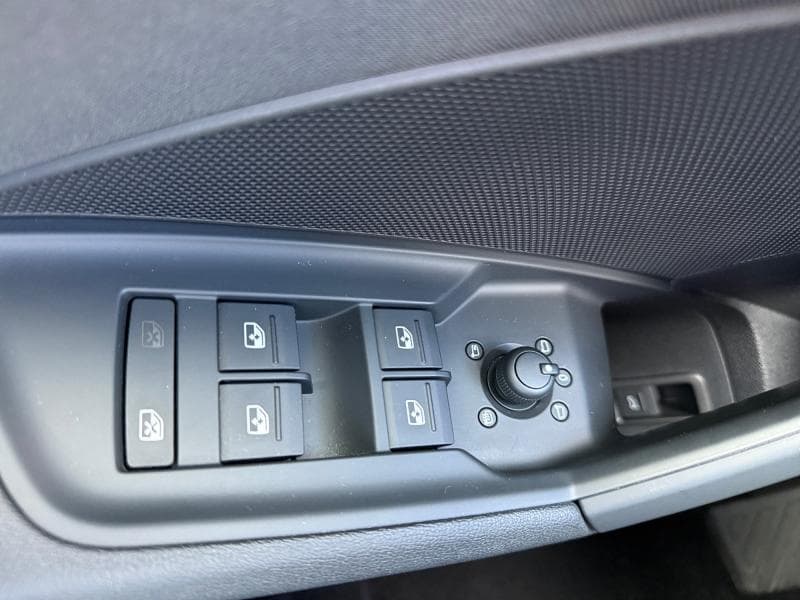 Audi A3 Advanced | 2.0 TDI 116cv | GPS | Carplay | Capteurs AV+AR | Virtual Cockpit | Sièges chauffants | Clim auto - 17