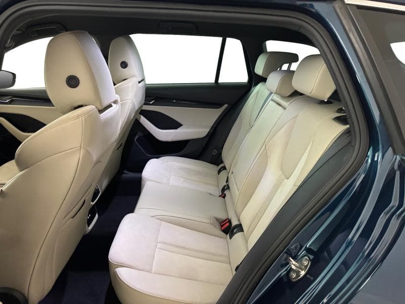 Skoda Octavia Style/Clever+ Full options - 14