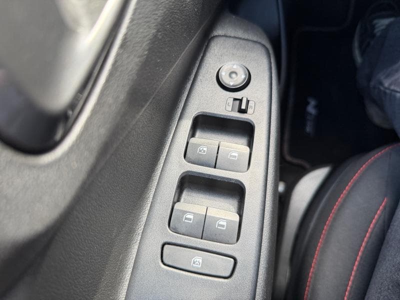 Hyundai i10 N-Line | 1.0 essence 99 cv | camera de recul | carplay | sieges et volant chauffants | clim auto - 26