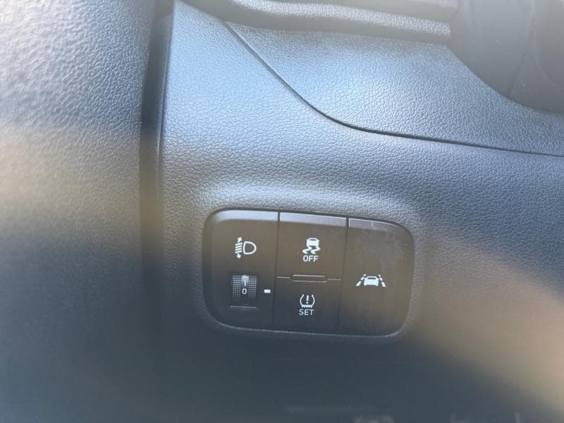 Hyundai i10 N-Line | 1.0 essence 99 cv | camera de recul | carplay | sieges et volant chauffants | clim auto - 28