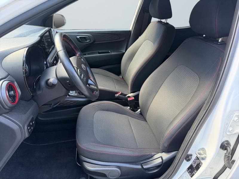 Hyundai i10 N-Line | 1.0 essence 99 cv | camera de recul | carplay | sieges et volant chauffants | clim auto - 11