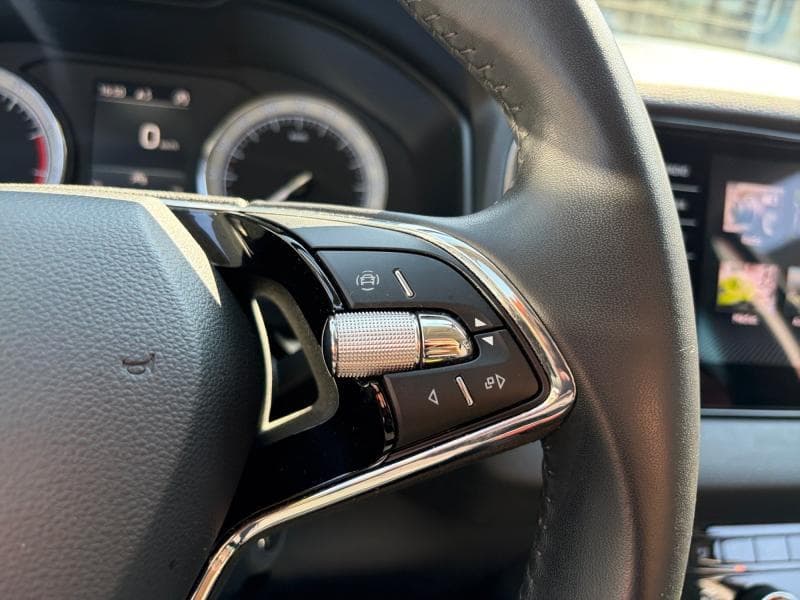 Skoda Karoq Ambition | 1.0 TSI 110cv | Carplay | GPS | Capteurs Av+Ar | Clim auto - 21