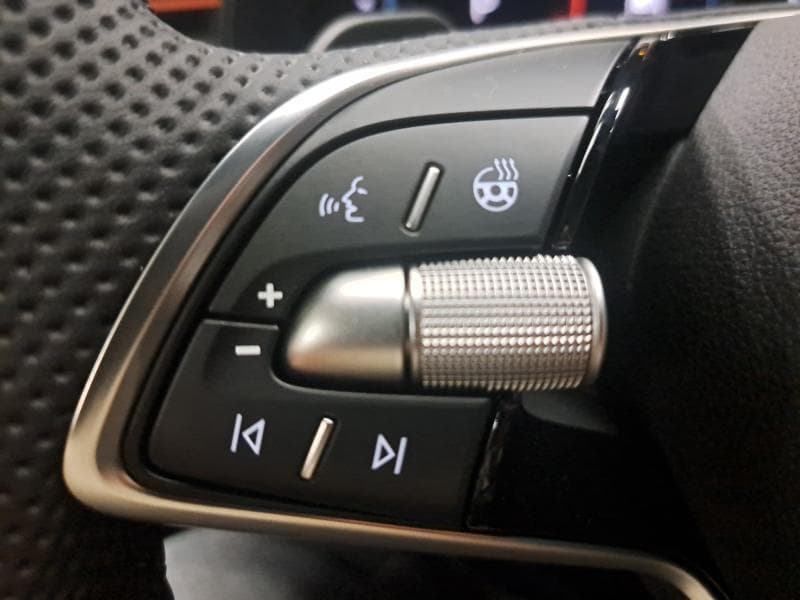Skoda Kamiq Family | 1.0 TSI 115cv | Carplay | Camera | Led Matrix | Attelage - 18