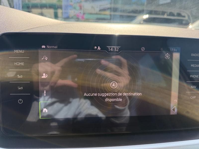 Skoda Scala Ambition | 1.0 tsi 110 cv | camera | clim auto | sieges chauffant | carplay - 15