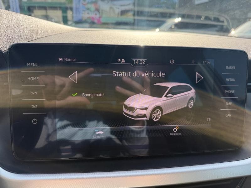 Skoda Scala Ambition | 1.0 tsi 110 cv | camera | clim auto | sieges chauffant | carplay - 16